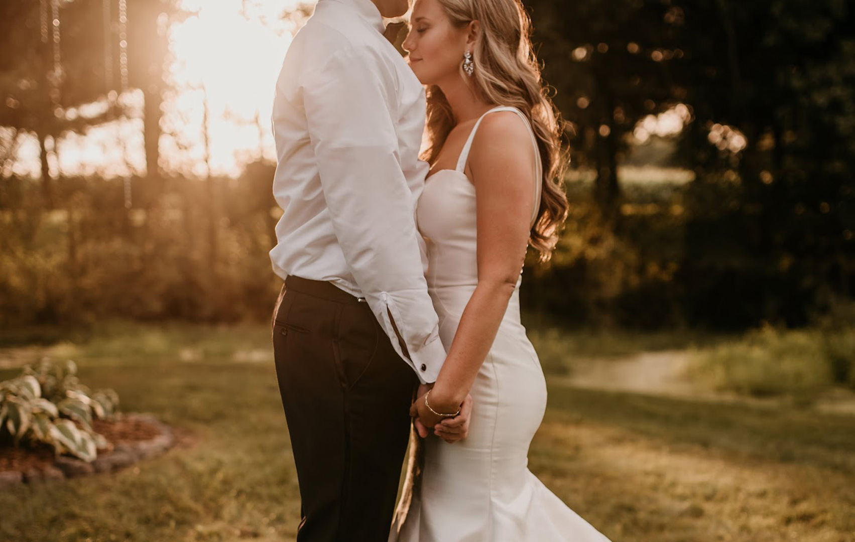 Picture of bride and groom on their wedding day